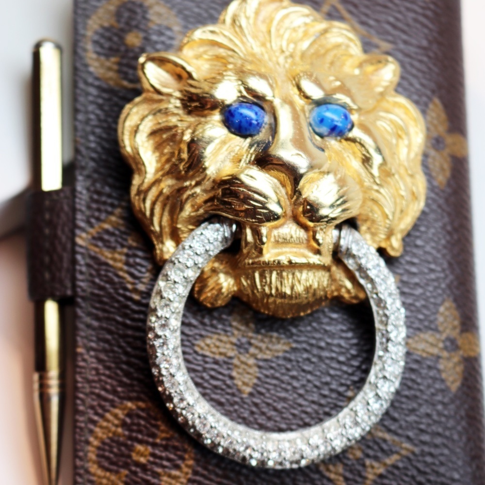 RARE! Kenneth Lane Lion's Head Doorknocker Brooch - Picture 13 of 13
